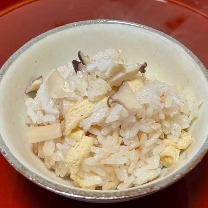 お弁当にもꈍ◡ꈍエリンギと京あげの☆炊き込みご飯